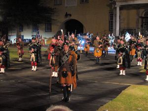 15 Pipes and drums